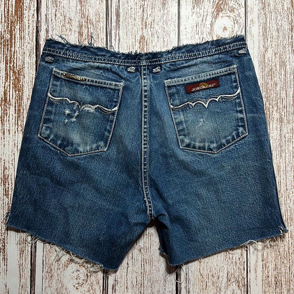 ☀️ JORDACHE ☀️ vintage jean cut-offs.